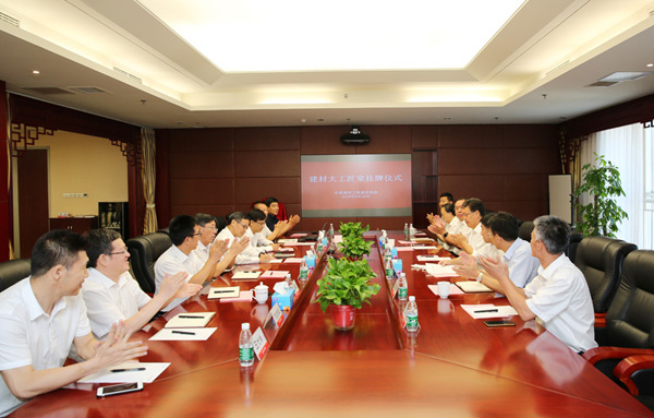 2I2A7290.jpg 2I2A7290.jpg